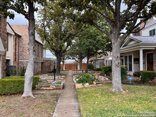 Building Photo - 645 Strings Dr