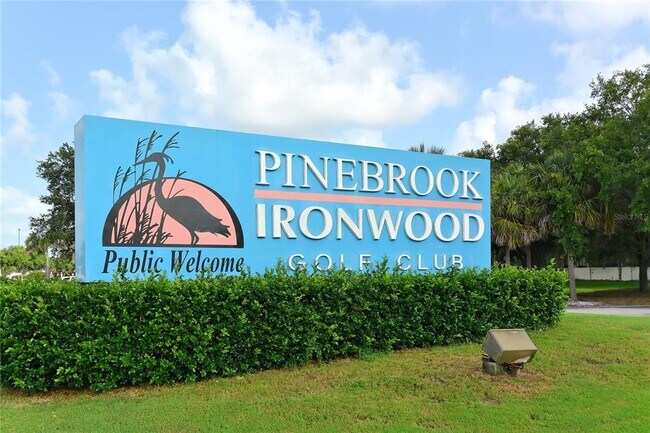 Building Photo - 4550 Pinebrook Cir