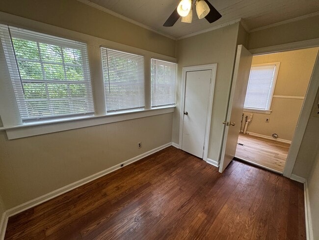 Building Photo - Cozy 3/1 House in South Rome- $1,095