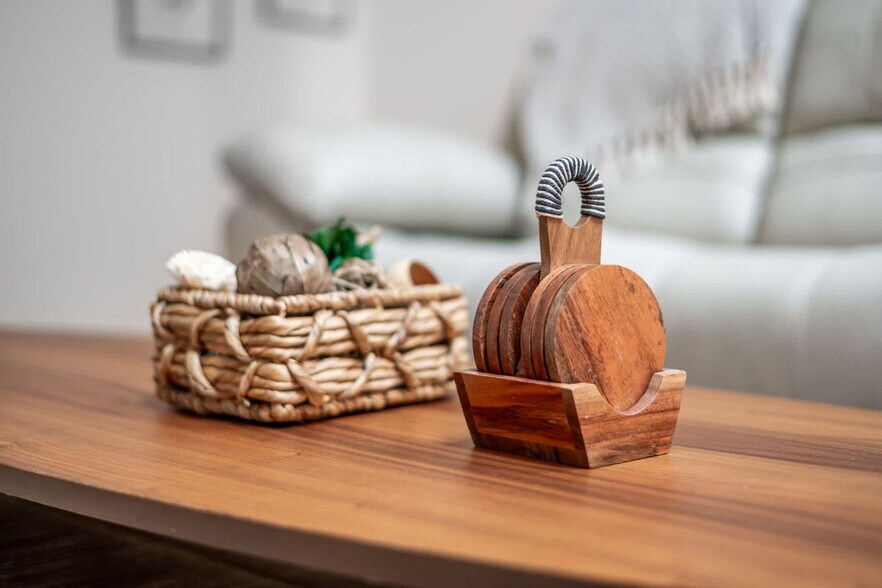 Building Photo - 405 Reynolds Ave