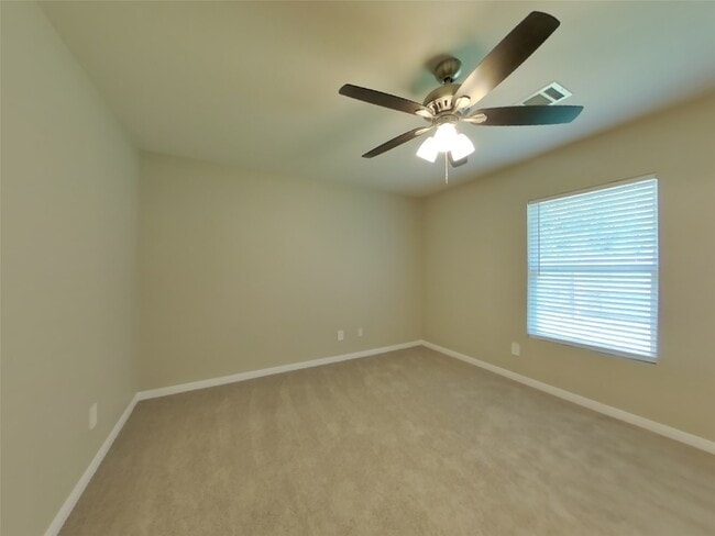 Building Photo - 15791 Del Norte Dr