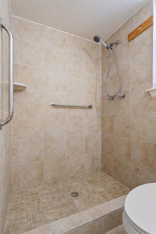 Building Photo - 703 Huntingdon Pl