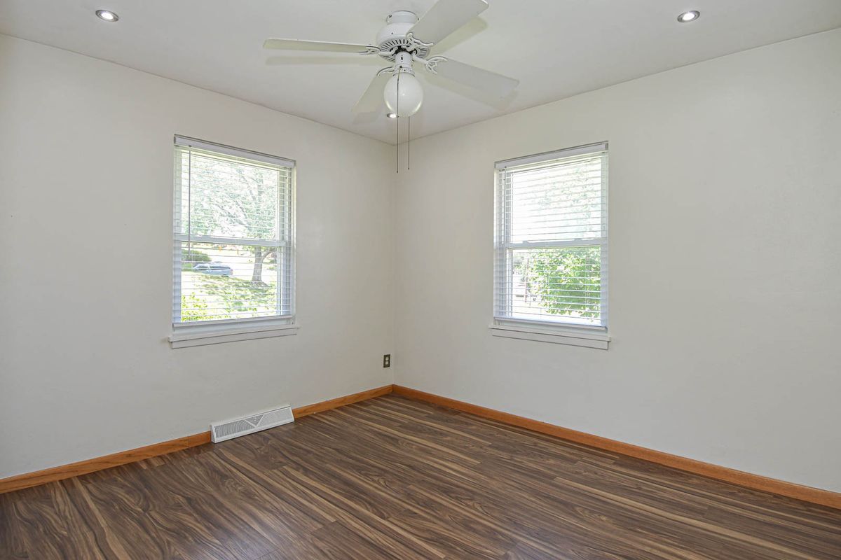 Building Photo - 9310 Radio Dr