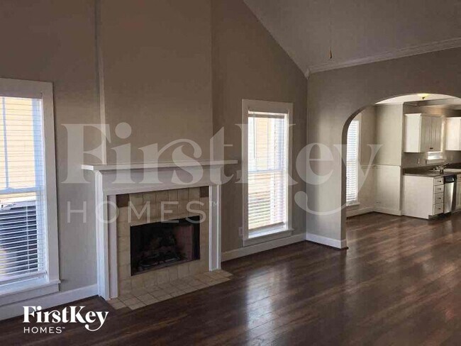 Building Photo - 153 Creekstone Tr