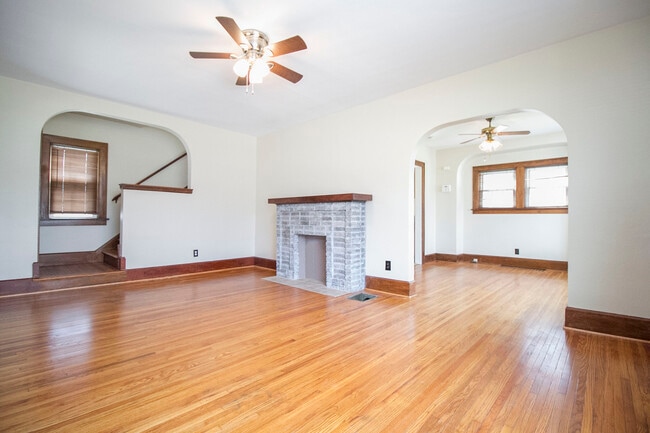 Building Photo - 306 E Northgate Pkwy