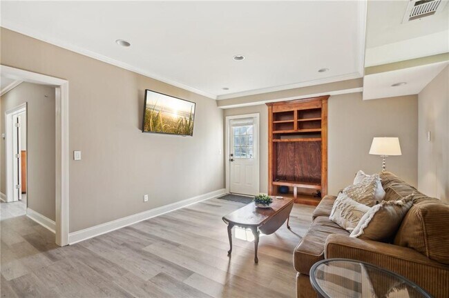 Building Photo - 7115 Doncaster Ct