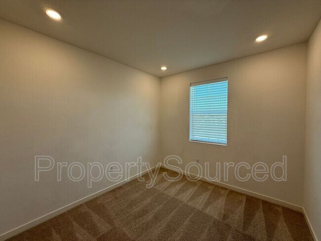 Building Photo - 754 Shearwater Rd