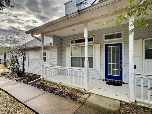 Building Photo - 9301 Blueberry Dr