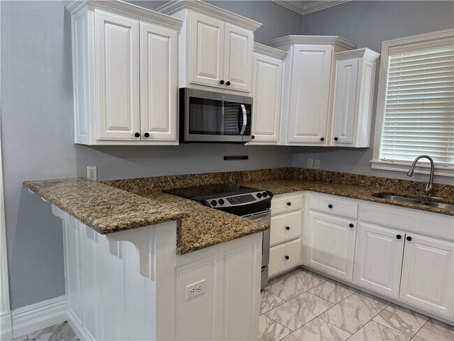 Building Photo - 422 J.T.L Pkwy