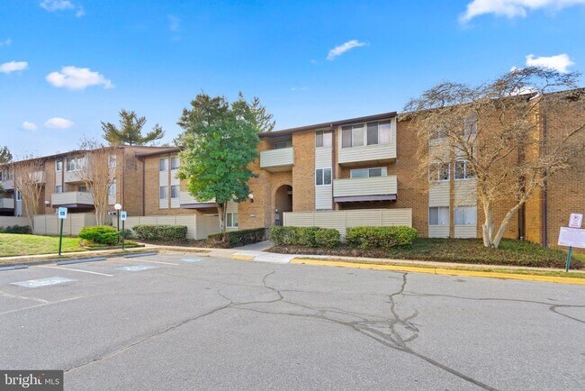 Building Photo - 19413 Brassie Pl