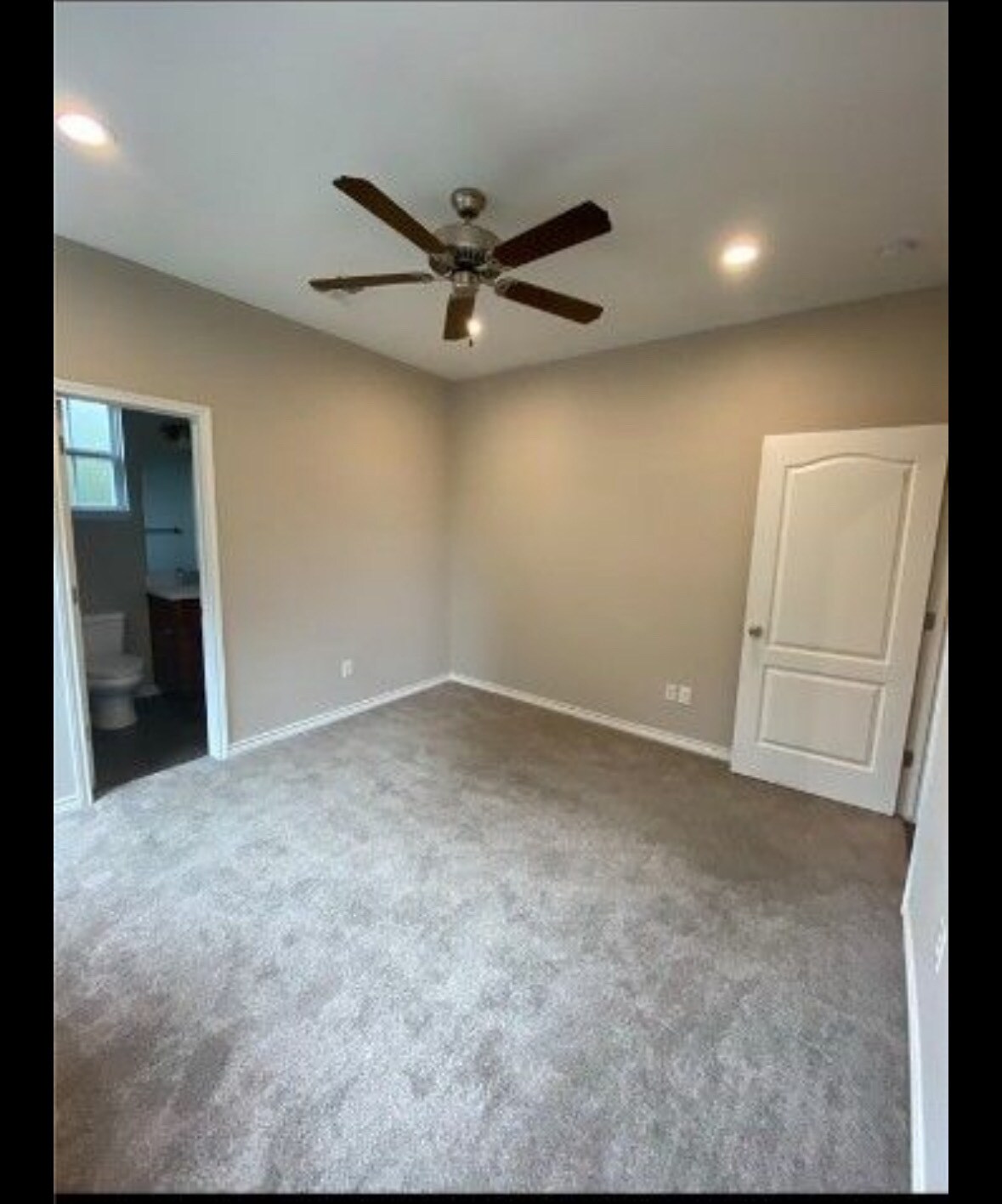 Building Photo - 3309 S 3rd St