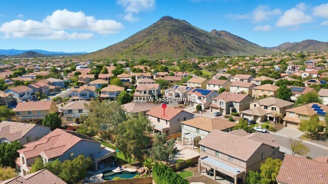 Building Photo - Spacious 3-Bedroom + Loft Home with Mountain Views in Stetson Valley