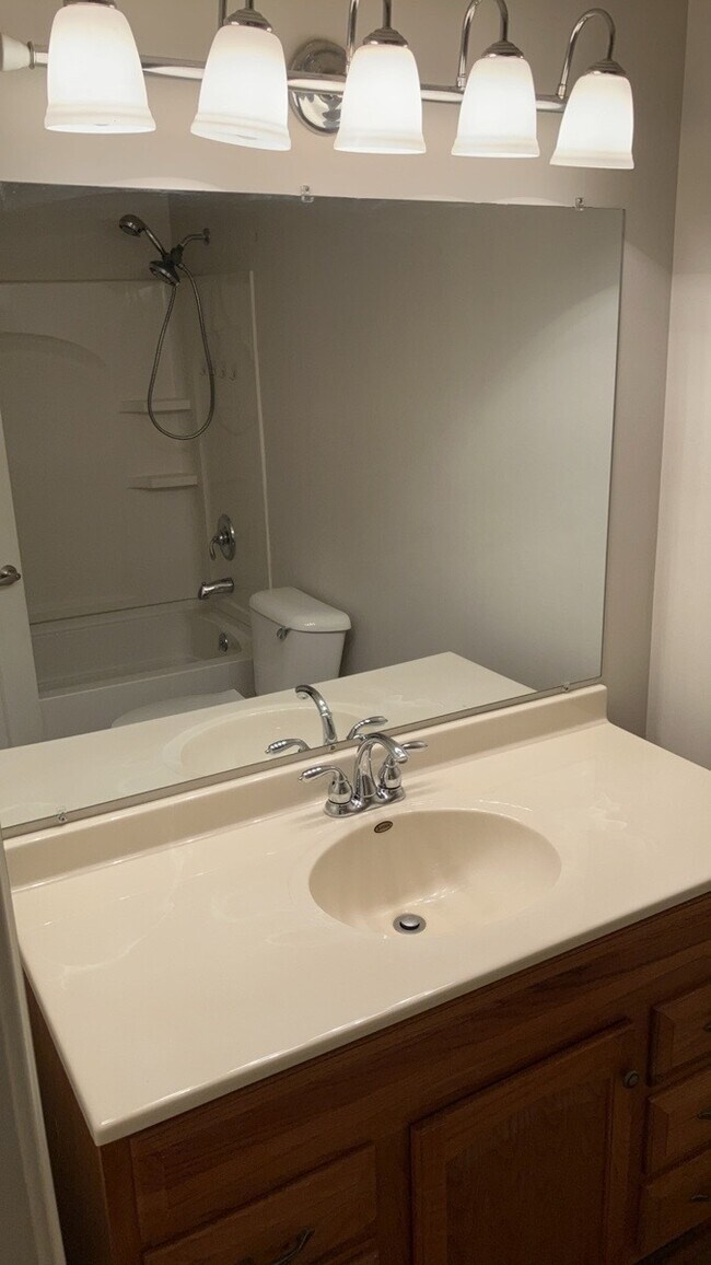 Building Photo - 325 Halifax Dr