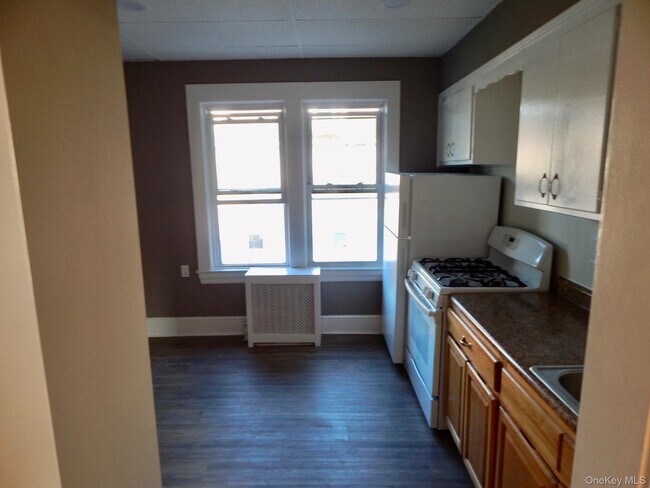 Building Photo - 146 Summerfield St