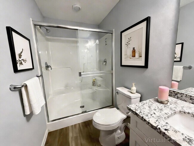 Building Photo - Tired of Nightly Rental Rates - New Never Occupied - Brand New 2 bedroom 2 bath Duplex in Kimberl...