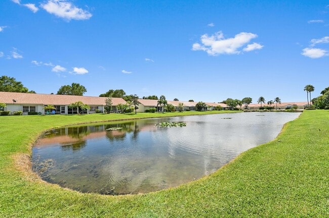 Building Photo - 6077 Lake Hibiscus Dr