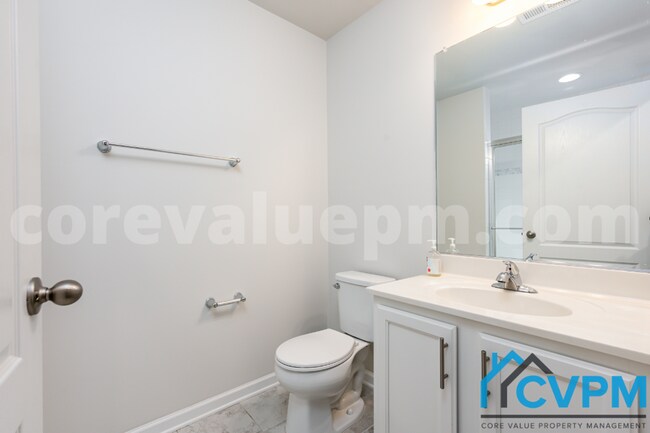Building Photo - 7772 Willow Oak Ct