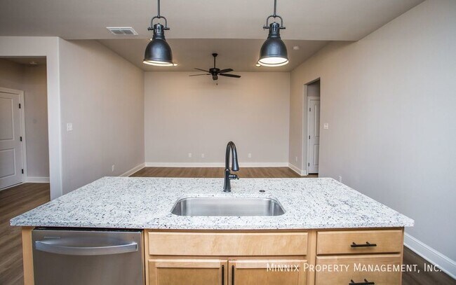 Building Photo - 2550 137th St