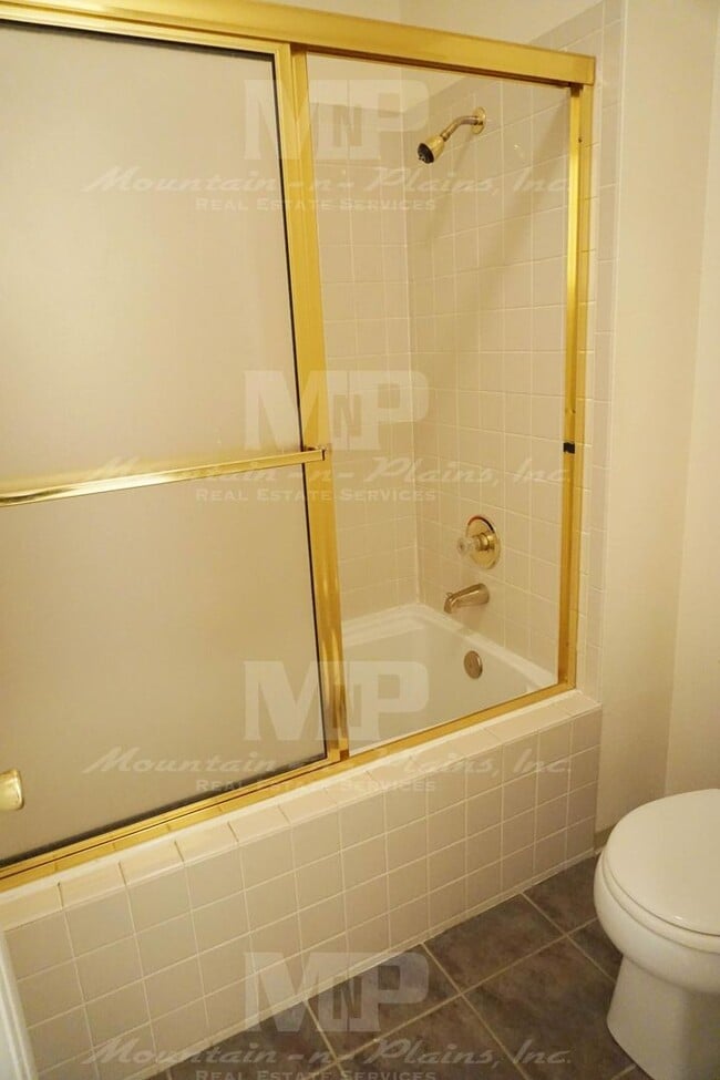 Building Photo - 4545 Wheaton Dr