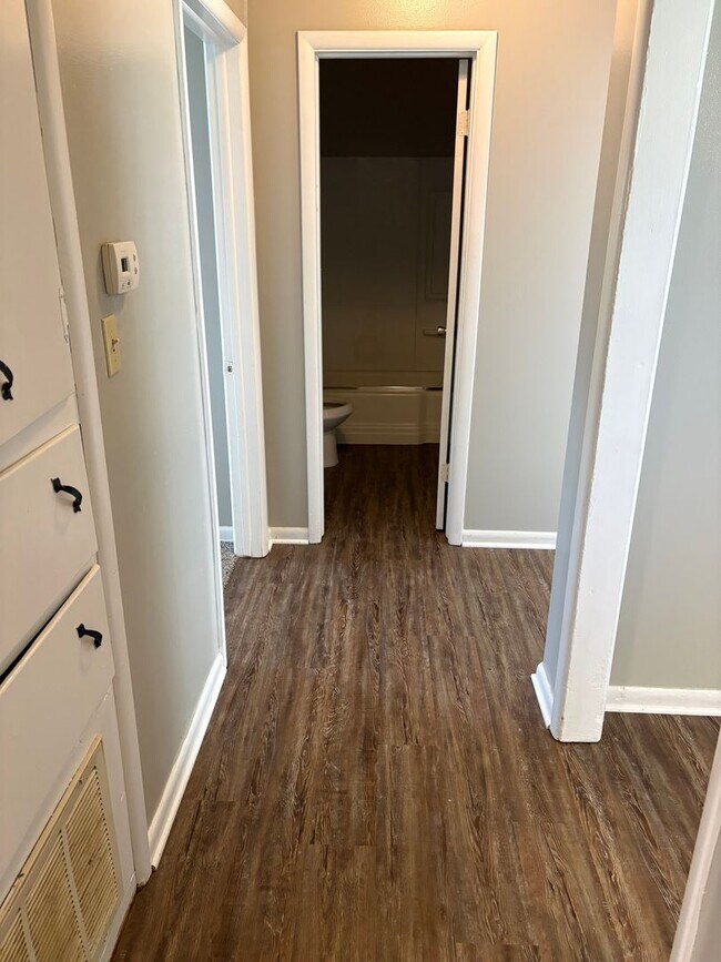 Building Photo - 2015-2017 W Lawson St