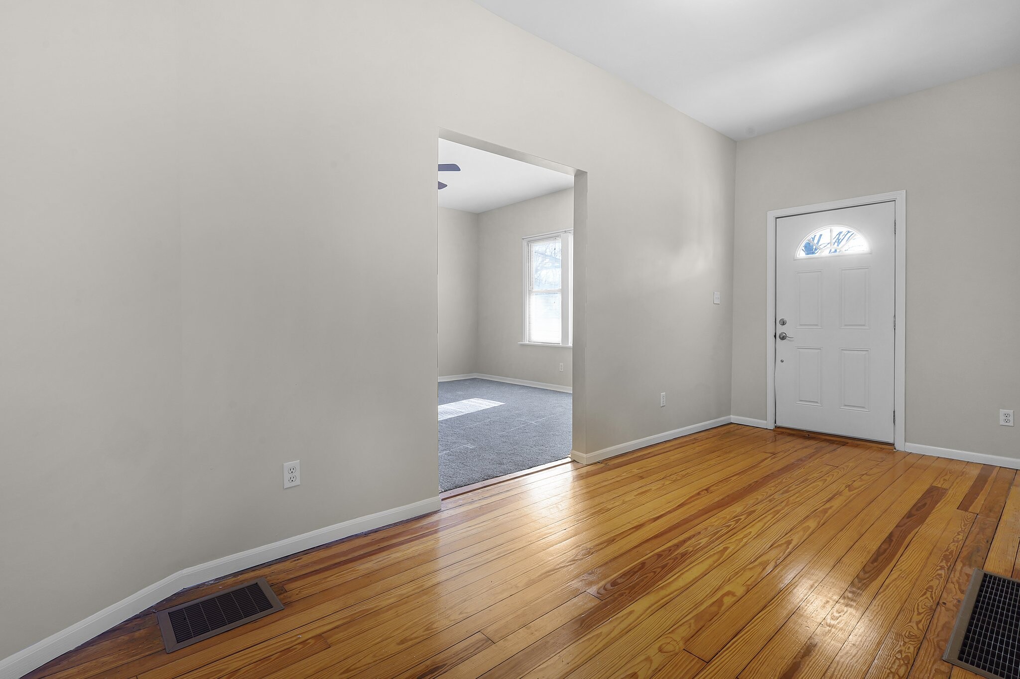 Building Photo - 6749 Plateau Ave