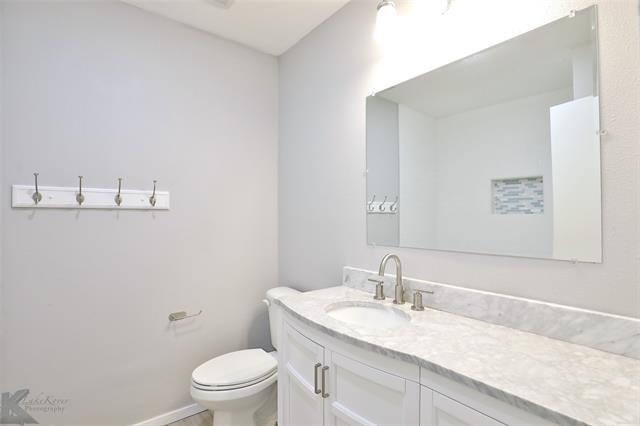 Building Photo - 1710 Covey Ln