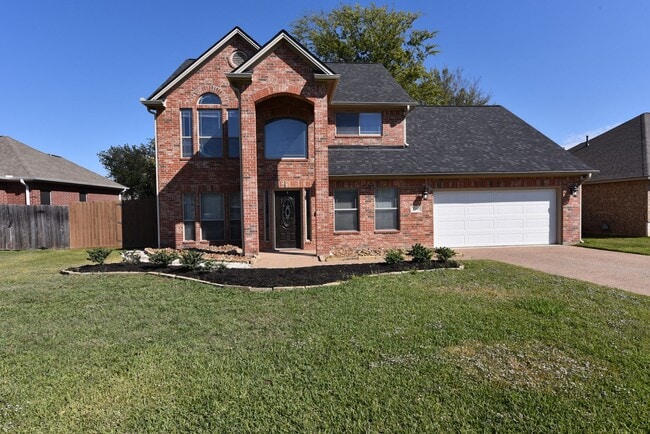 Primary Photo - Great 4 Bedroom 2.5 Bathroom, In Bridle Ga...