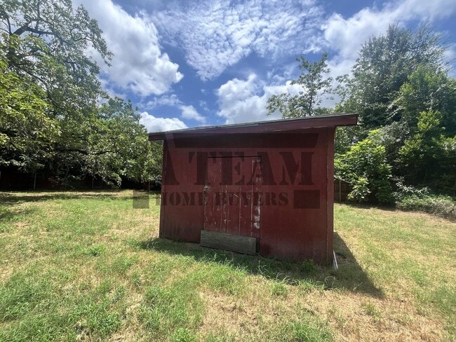 Building Photo - 3 Bed 1 Bath home for rent!