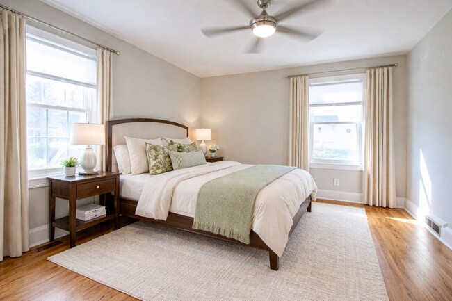 Building Photo - Available 3/27/26 - Charming Haymount 3 Bedroom 2 Bathroom Home- Pets Okay