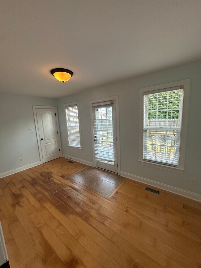Building Photo - 66 Waxflower Dr