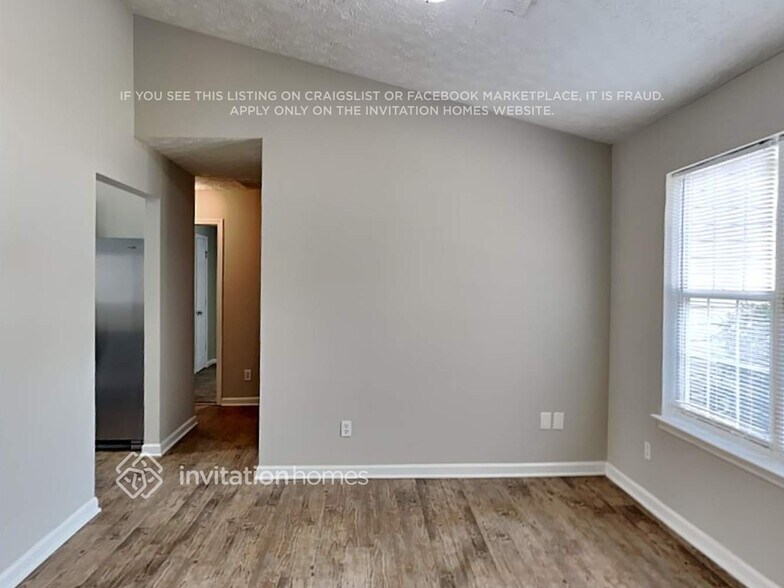 Building Photo - 186 Crestbend Ln