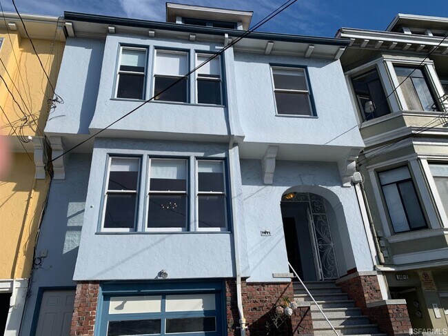 Building Photo - 238 8th Ave