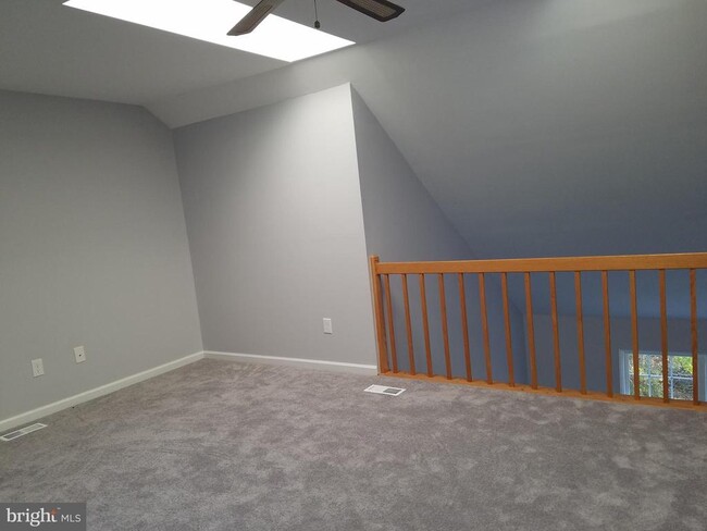 Building Photo - 9663 Horsham Dr