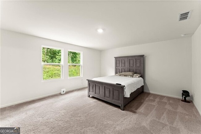 Building Photo - 157 Colbury St