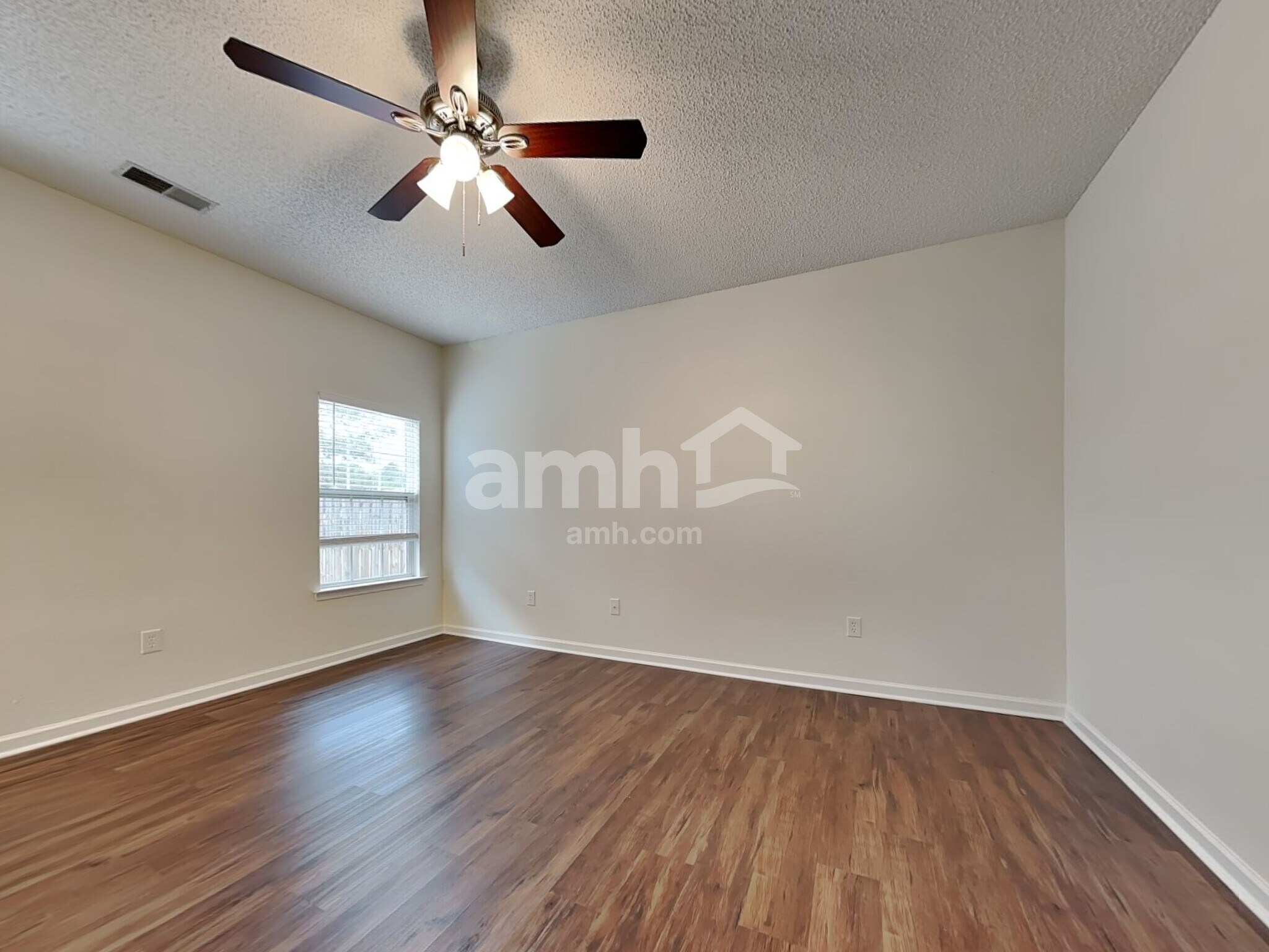 Building Photo - 116 Archwood Dr