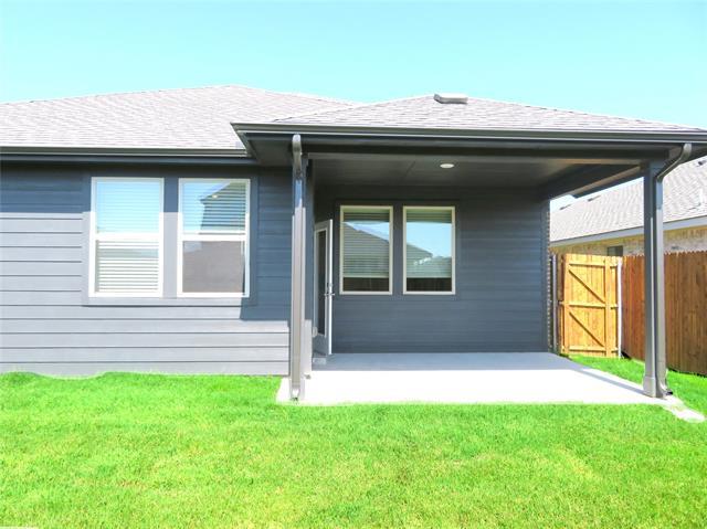 Building Photo - 5404 Locke Dr