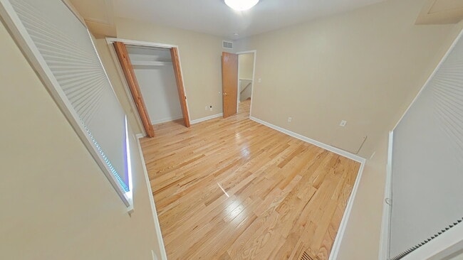 Building Photo - "Spacious 4-Bedroom Gem with 3 Full Baths ...
