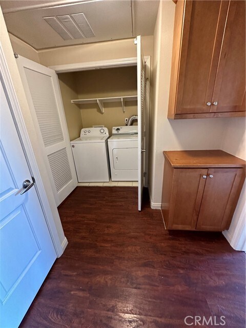 Building Photo - 360 W Ave 26