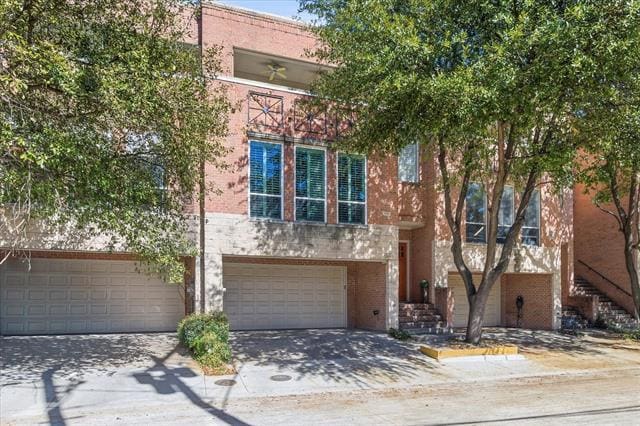 Building Photo - 1516 Pecos St