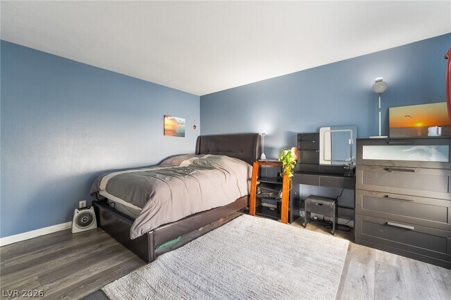 Building Photo - 4391 Gannet Cir