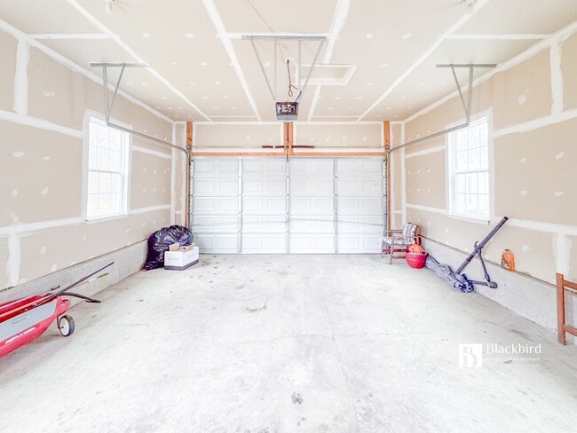 Building Photo - 13719 Port Commerce Ct