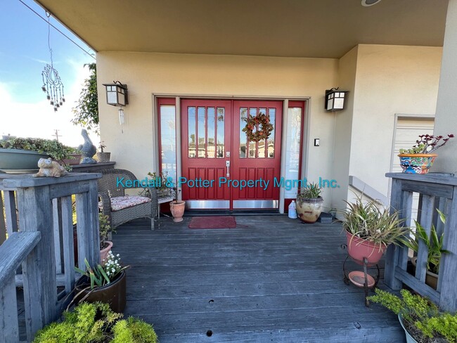 Building Photo - Ocean Views in Seacliff – Furnished 4BR/3B...