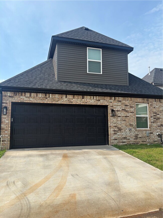 Building Photo - 3009 SW Lovely Ln