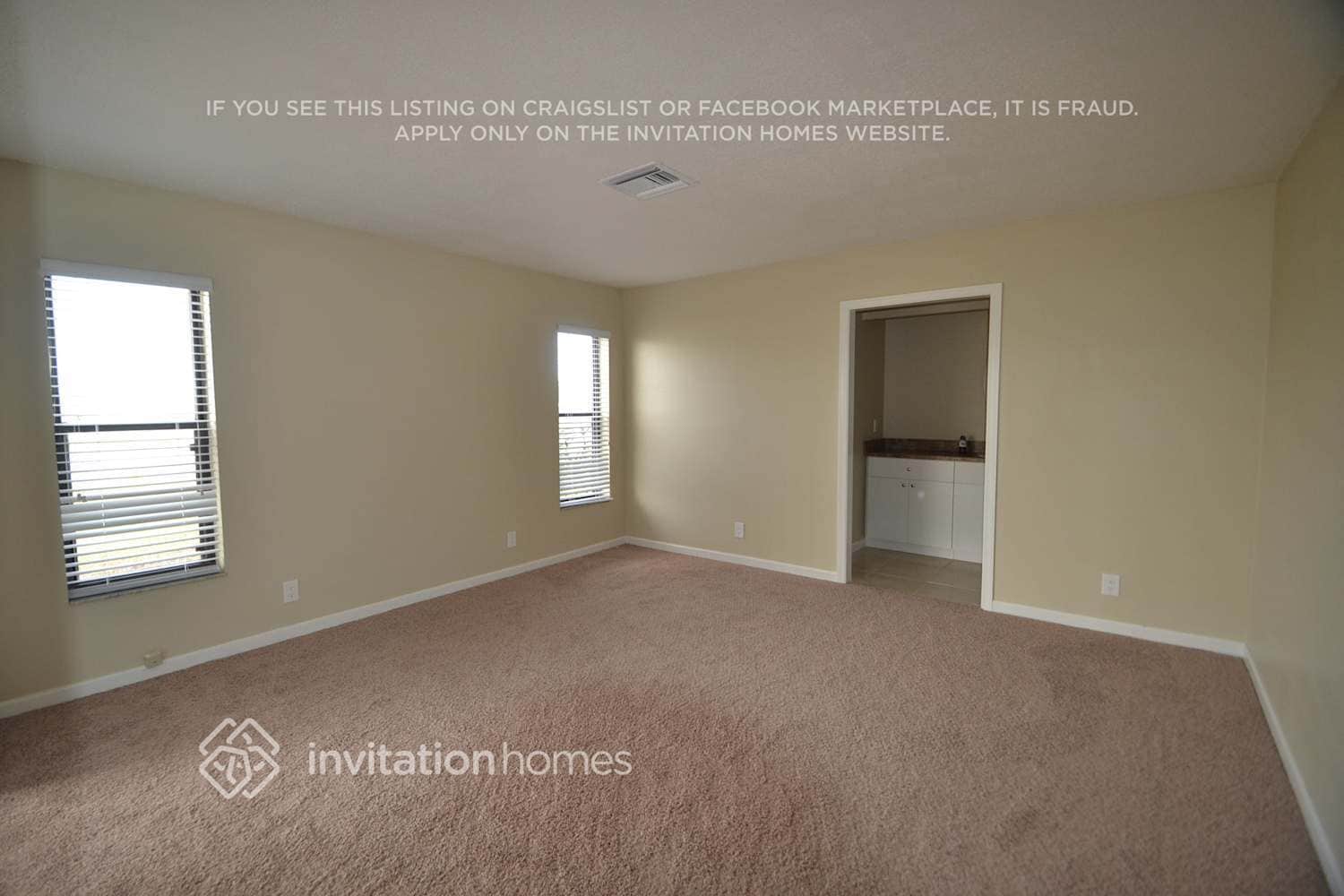 Building Photo - 4689 Palo Verde Dr