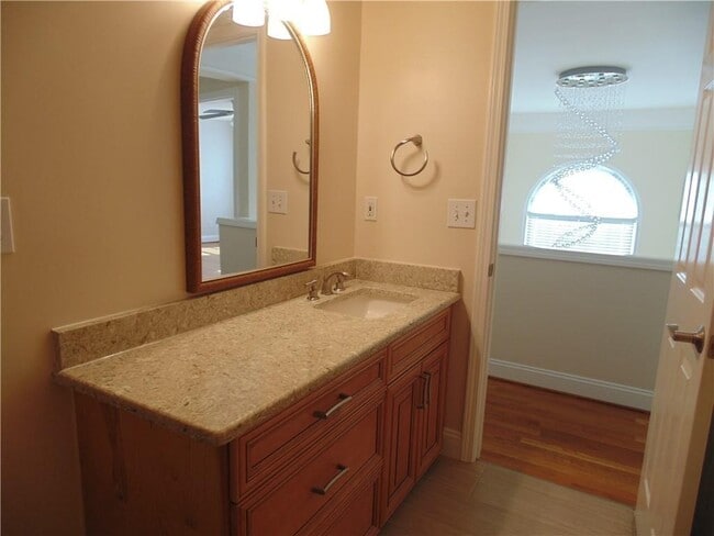 Building Photo - 3895 Deauville Way