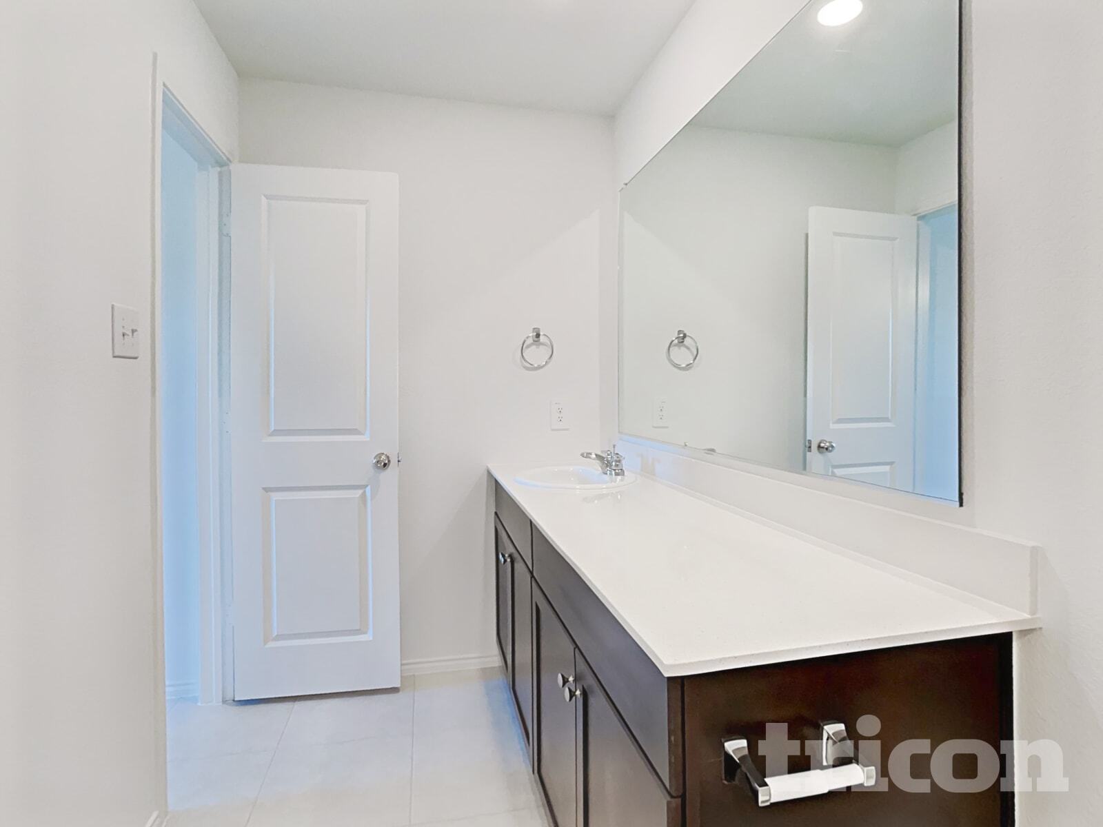 Building Photo - 2506 Perennial St