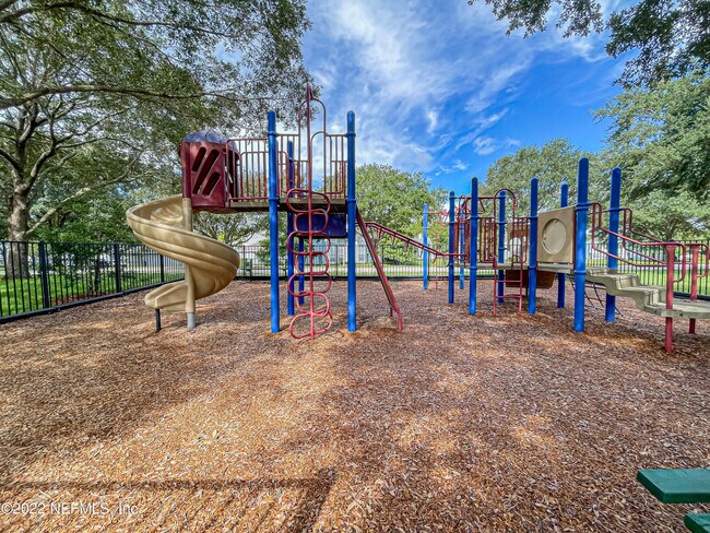 Building Photo - 1717 COUNTY ROAD 220