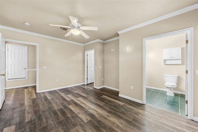 Building Photo - 609 Riverwood Dr