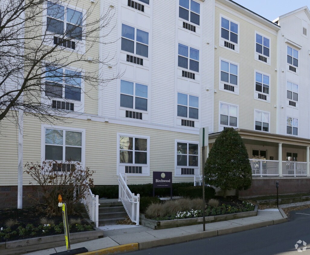 Birchwood At Ambler 62 Senior Community Ambler Pa Apartment Finder