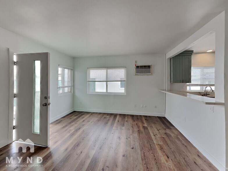 Building Photo - 4178 32nd St